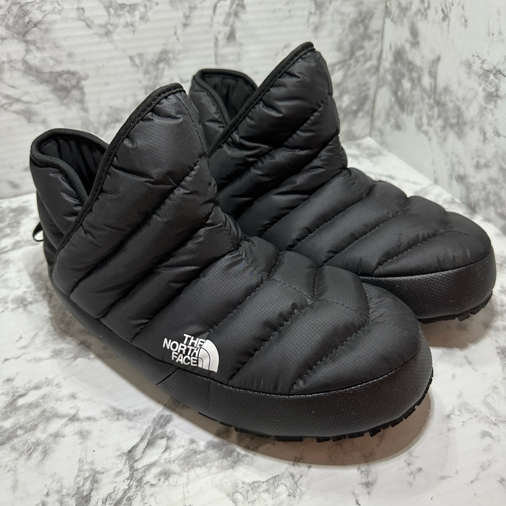 Women’s North Face Slipper Booties Size 7